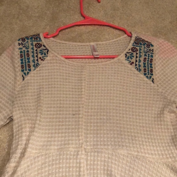 Girls shirt - Picture 2 of 2